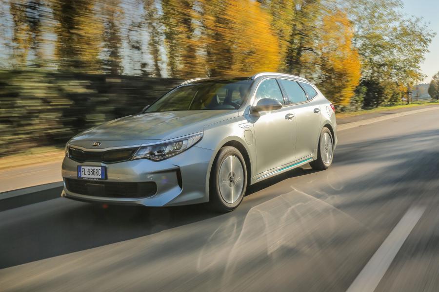  Kia Optima Sportswagon Plug-In Hybrid (JF) 2017 года  (WW) (фото 24 из 40)